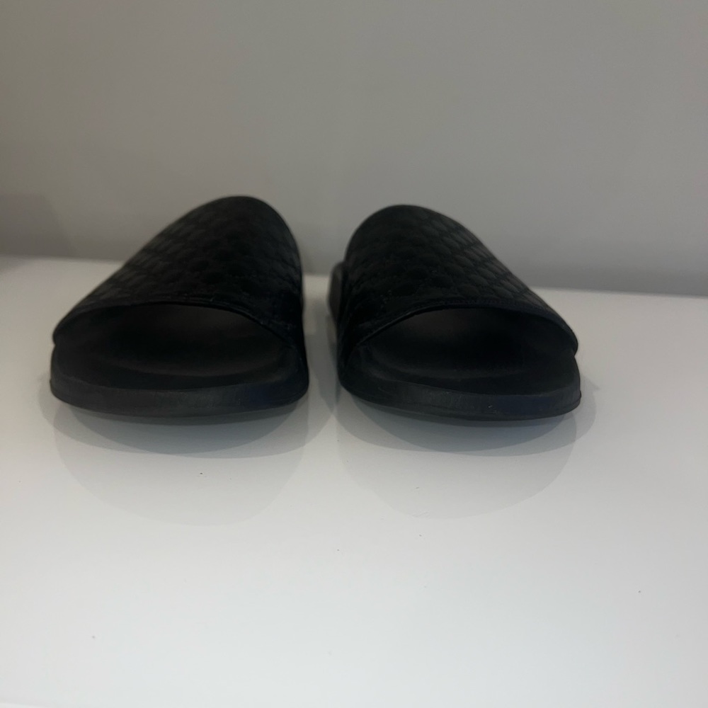 Authentic Gucci Slides - Picture 7 of 13